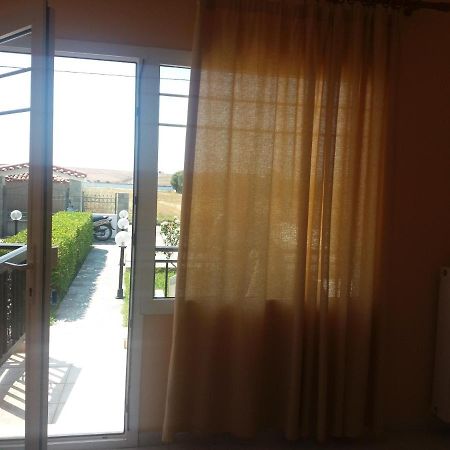 Irini'S Appartment Nea Koutali エクステリア 写真